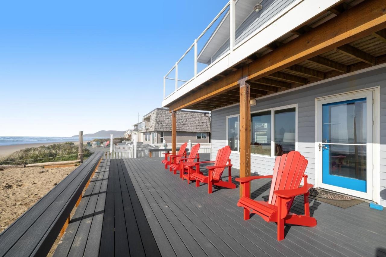 Ace'S Beach House Rockaway Beach Exterior photo